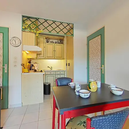 2 Pieces Avec Terrasse Et Piscine, - Fr-1-826-9 아파트 *